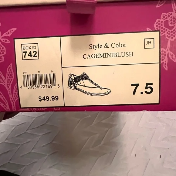 Candie's Tan Sandals with Rhinestone Accents - Picture 6 of 6